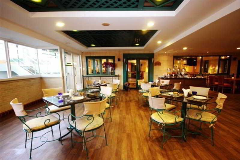 Evergreen Place Siam By Uhg 酒店 4*